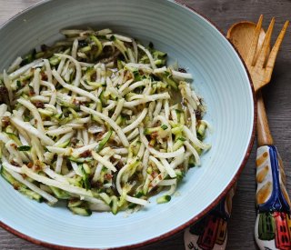Kohlrabi-Gurken-Rohkostsalat