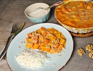 Hokkaido Kürbis-Linsen-Curry aus dem Ofen