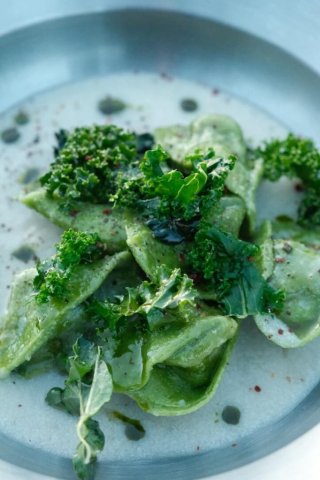 Grünkohlpasta mit Kürbis-Zitronen-Füllung