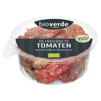 Getrocknete Tomaten mit frischen Kräutern