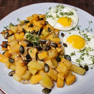 Steckrüben-Kartoffel-Pfanne