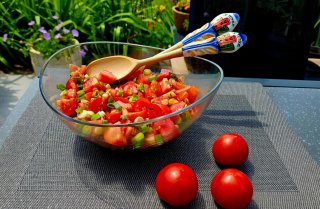 Leichter sommerlicher Tomatensalat