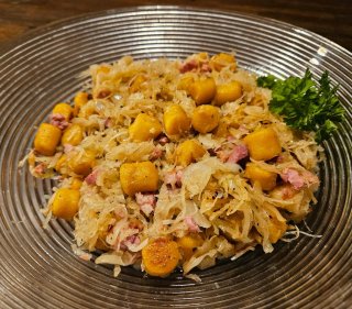 Sauerkraut mit Kürbis Nockerl, leicht und schnell