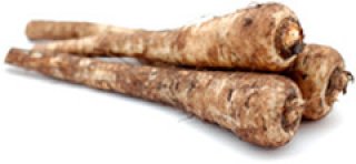 Pastinaken-Chicorée Salat mit Heidelbeersoße