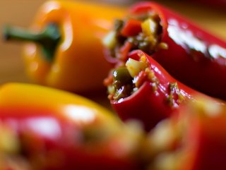 Paprika, spitz gefüllt