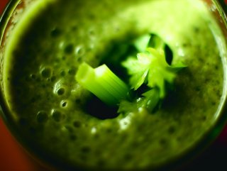 Sellerie-Wildsalat Smoothie