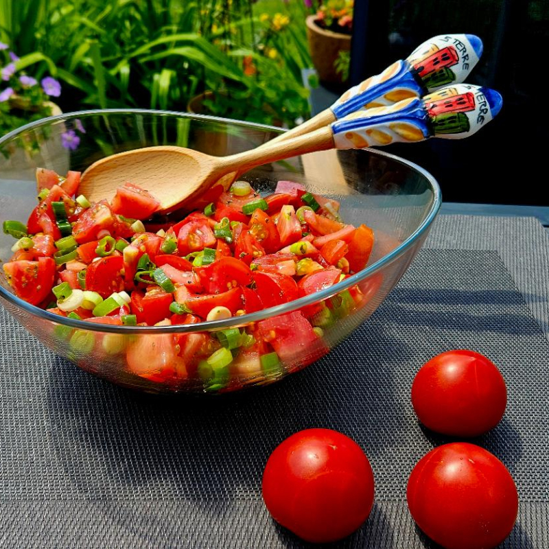 Leichter sommerlicher Tomatensalat