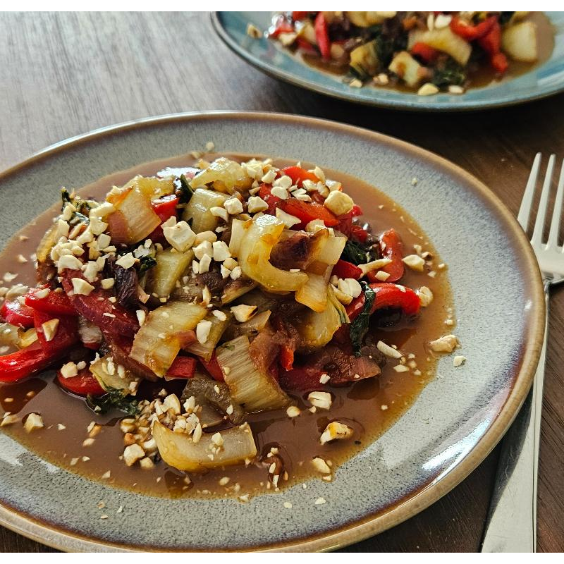 Pak Choi mit Cashewnüssen